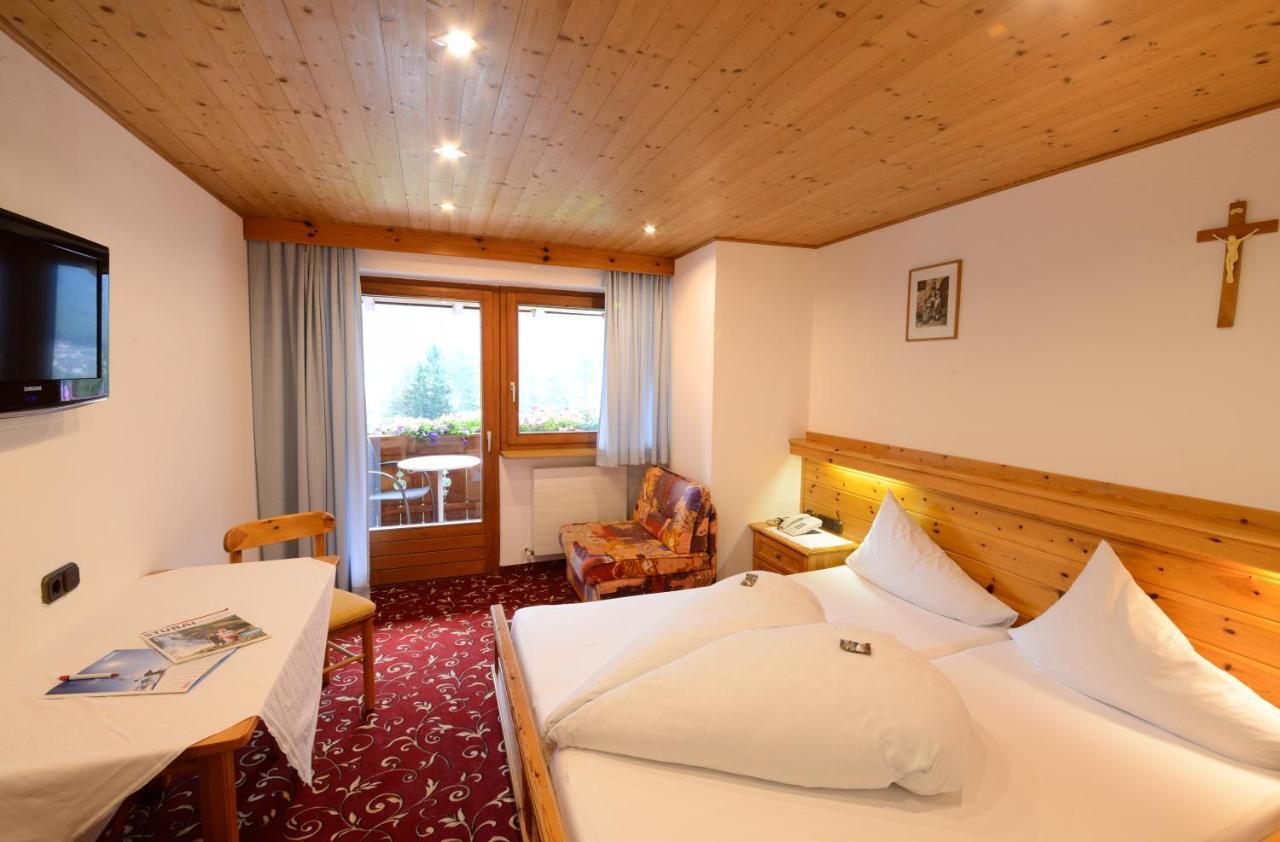Gasthof Groebenhof Fulpmes Esterno foto