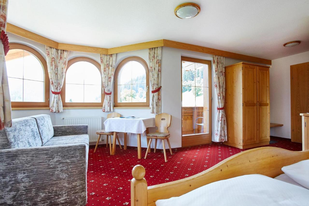 Gasthof Groebenhof Fulpmes Esterno foto